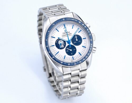 Omega Speedmaster Snoopy Award