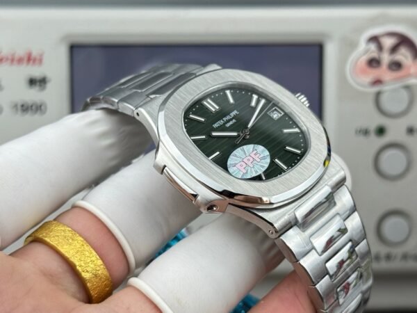 Patek Philippe Nautilus