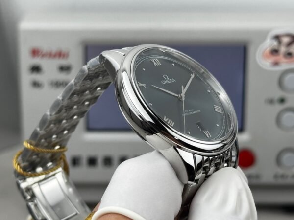 Omega De Ville Prestige