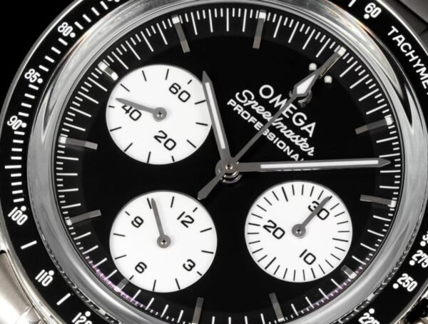 IMG_7172 Omega Speedmaster Moonwatch Professional