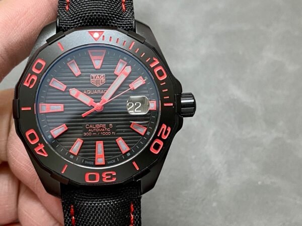 IMG_7365 TAG Heuer Aquaracer Calibre 5